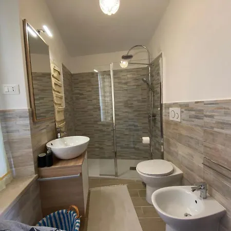 La Casa Nei Carobi *