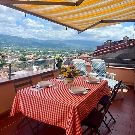 La Casa Nei Carobi *