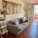 La Casa Nei Carobi * أركولا