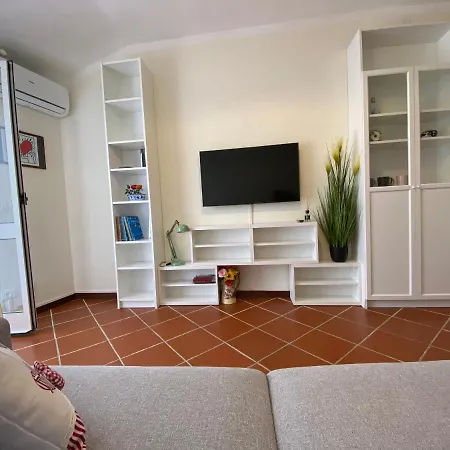 La Casa Nei Carobi Дом отдыха *