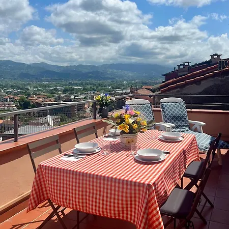 بيت للعطل La Casa Nei Carobi *